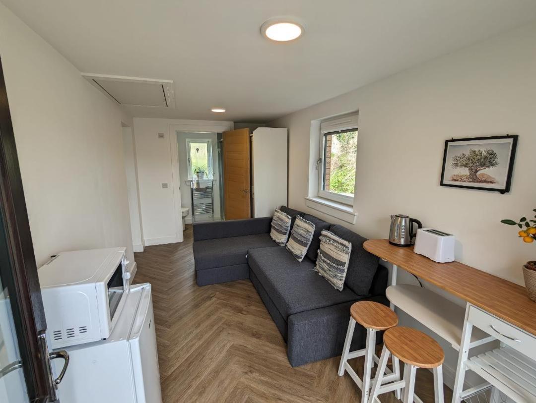 En-Suite Double Room With Private Entrance Edinburgh Ngoại thất bức ảnh