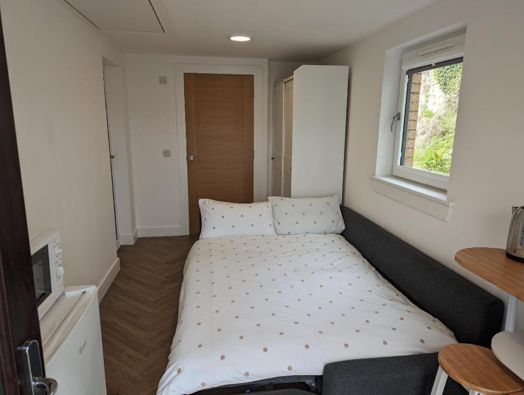 En-Suite Double Room With Private Entrance Edinburgh Ngoại thất bức ảnh